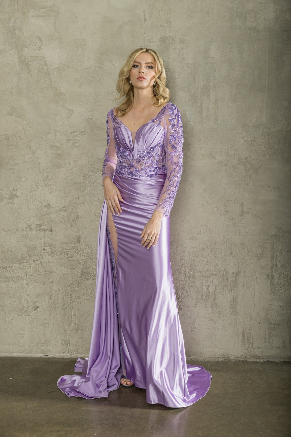 Vestido Ajustado con Mangas Largas, Cintura Lateral Fruncida con Cauda y Abertura Lateral (Varios Colores)