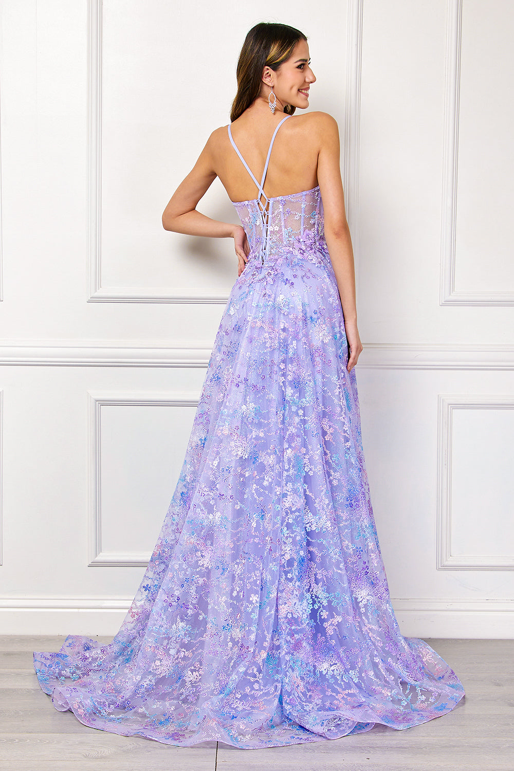 Vestido Corte en A Bordado con Tirantes y Escote de Corazón, Colores Navy y Lilac