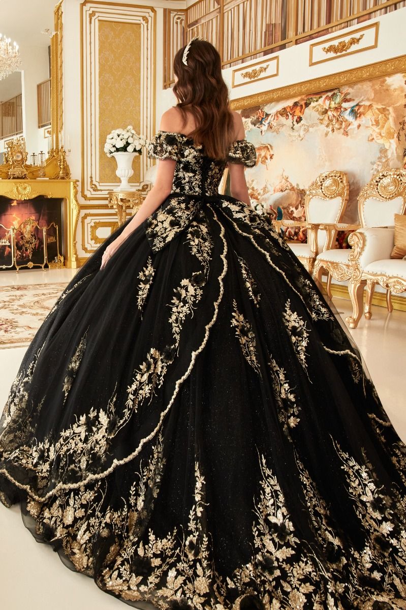 Vestido de Fiesta de Tul con Bordados en Flores y Mangas al Hombro (Varios Colores)