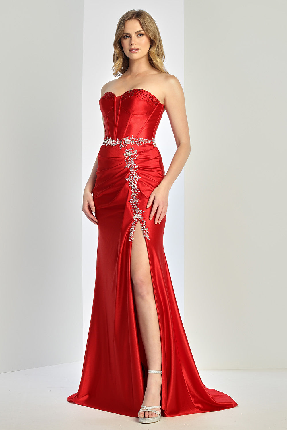 Vestido de Satén con Abertura en la pierna y con Decoraciones de Cristal (Varios Colores)