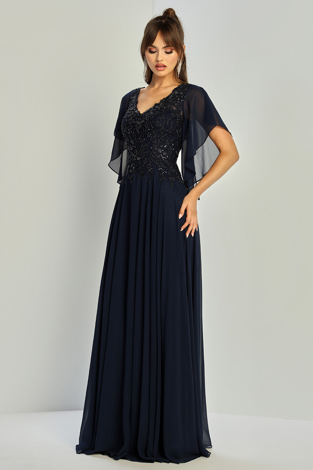 Vestido Corte en A, Escote Bordado en V con Manga (Varios Colores)