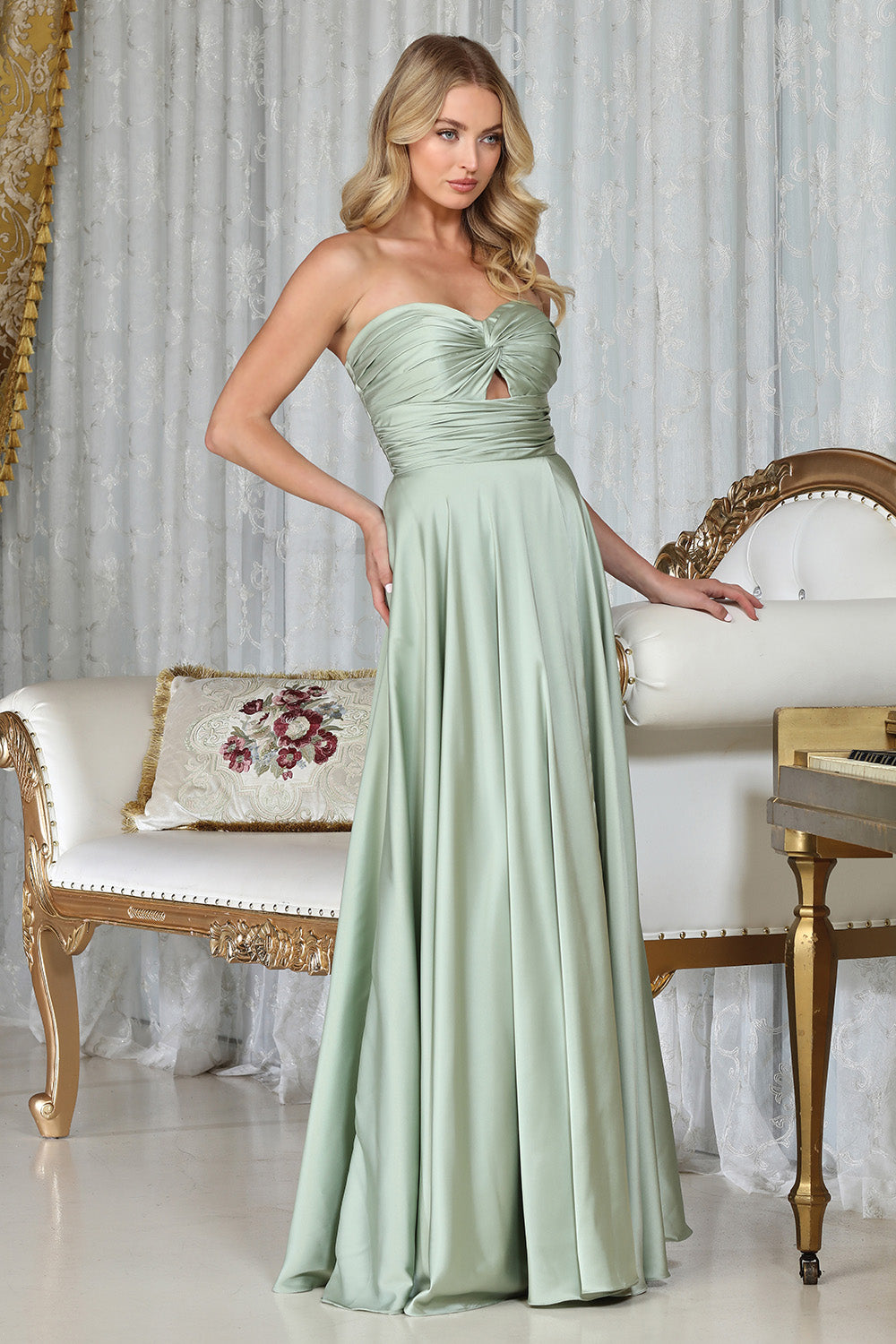 Vestido en corte en A de tela en satín con straple (Varios Colores)