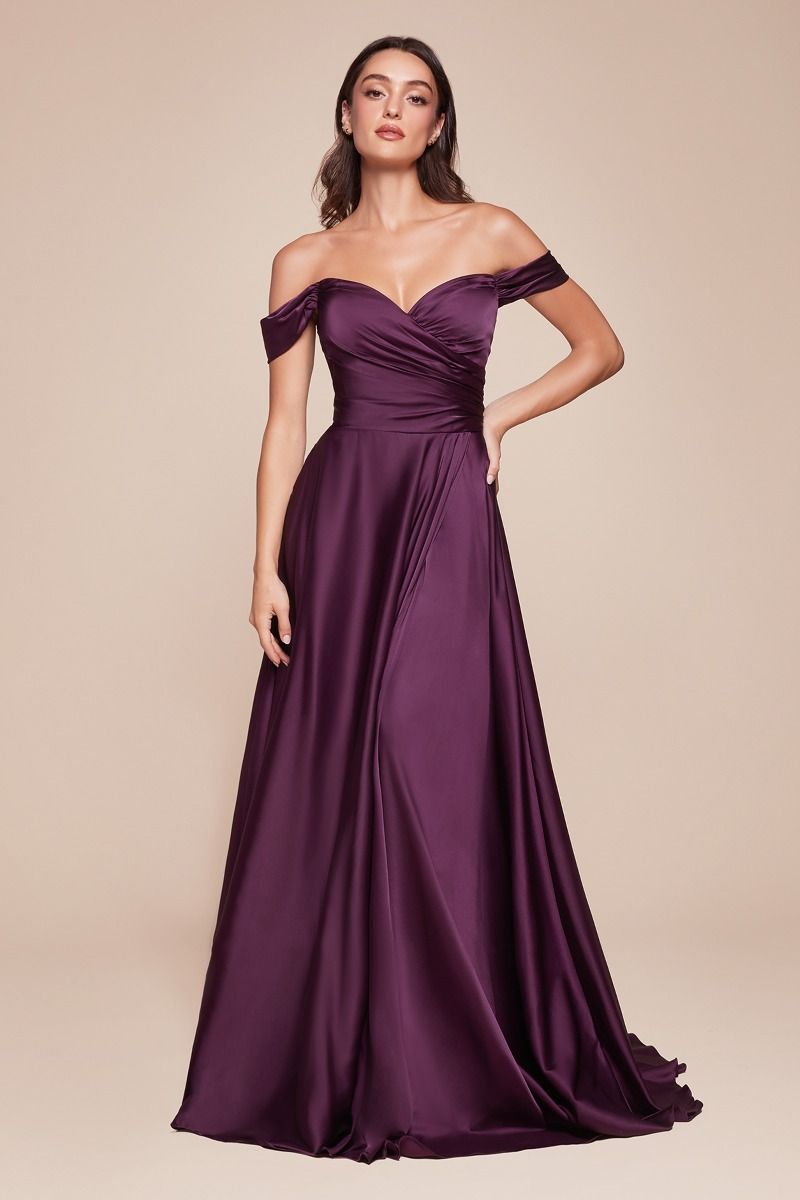 Vestido en Línea A de Satén con Hombro descubierto (Varios Colores)