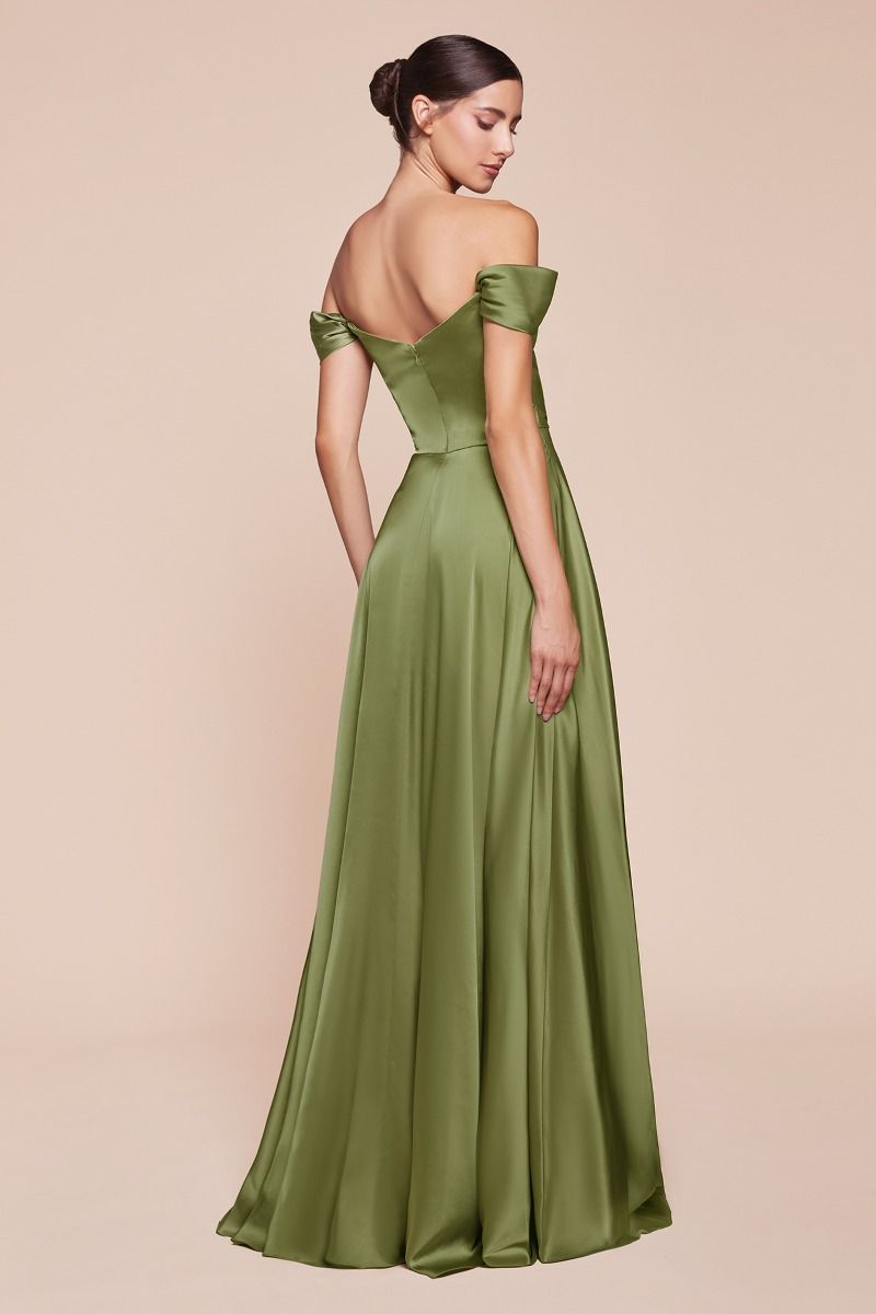 Vestido en Línea A de Satén con Hombro descubierto (Varios Colores)