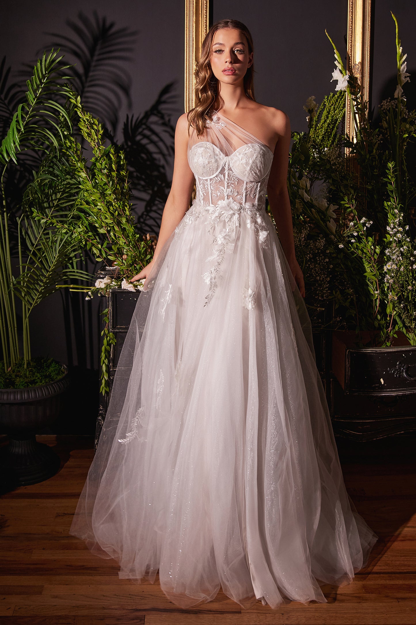 Vestido de Novia Líena A a un Hombro.