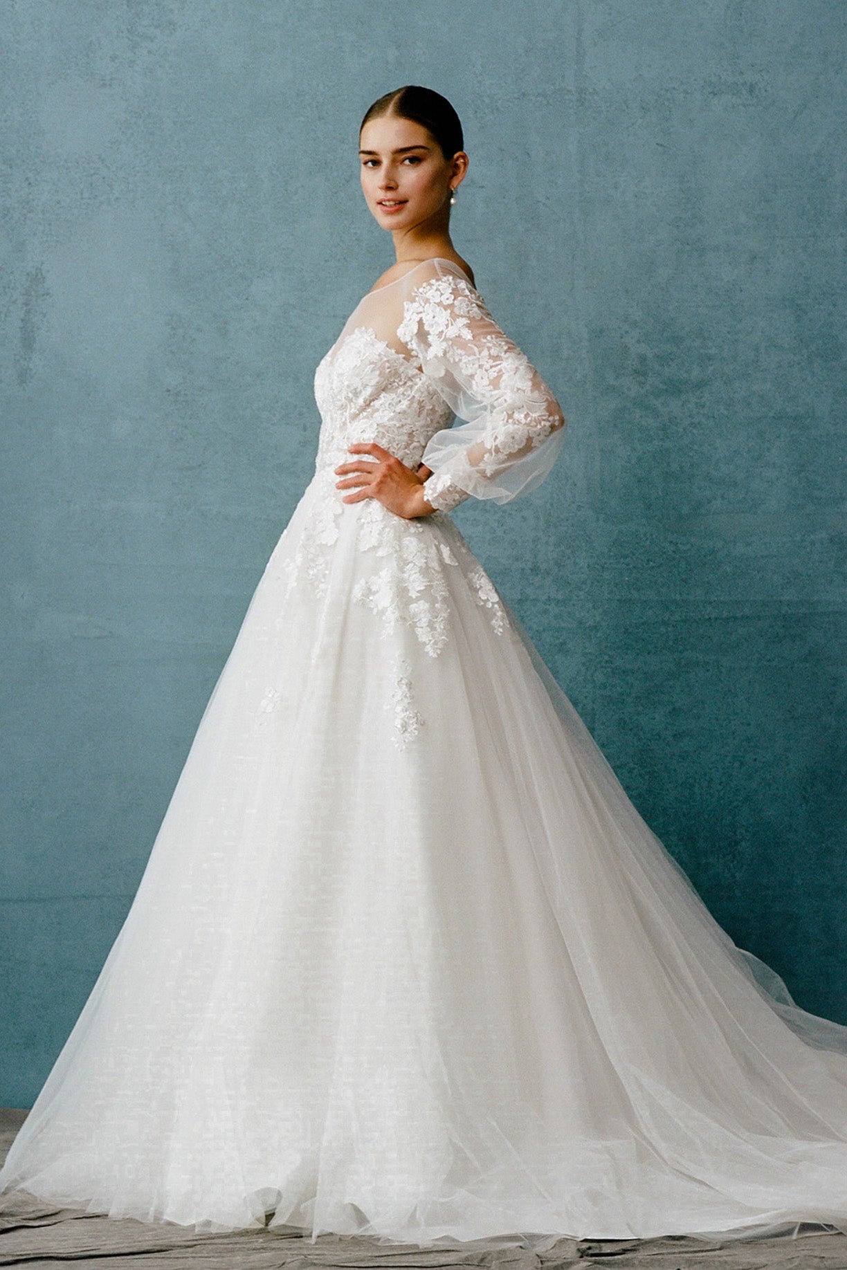 Vestido de Novia con encaje en corte A