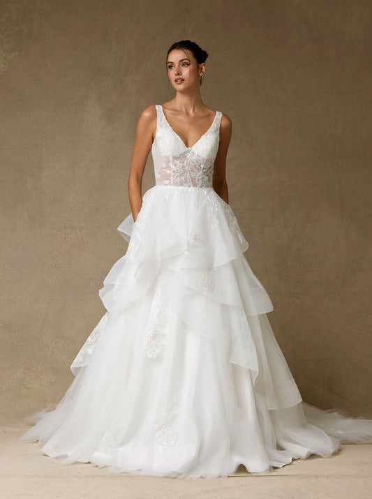 Vestido de Novia de Tul Bordado con Lentejuelas, en Corte A, con Cuello en V y Corpiño Transparente, Color Off White