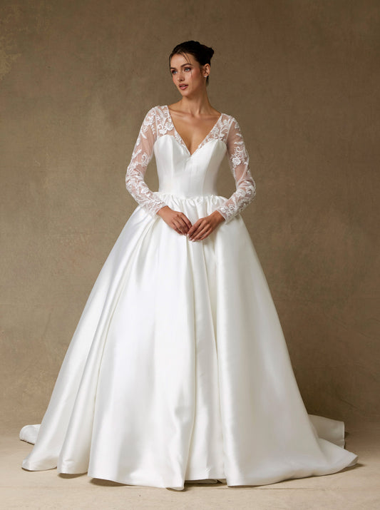 Vestido de Novia con Escote de Corazón con Mangas Largas Desmontables con Encaje Bordado con Lentejuelas, Color Off White