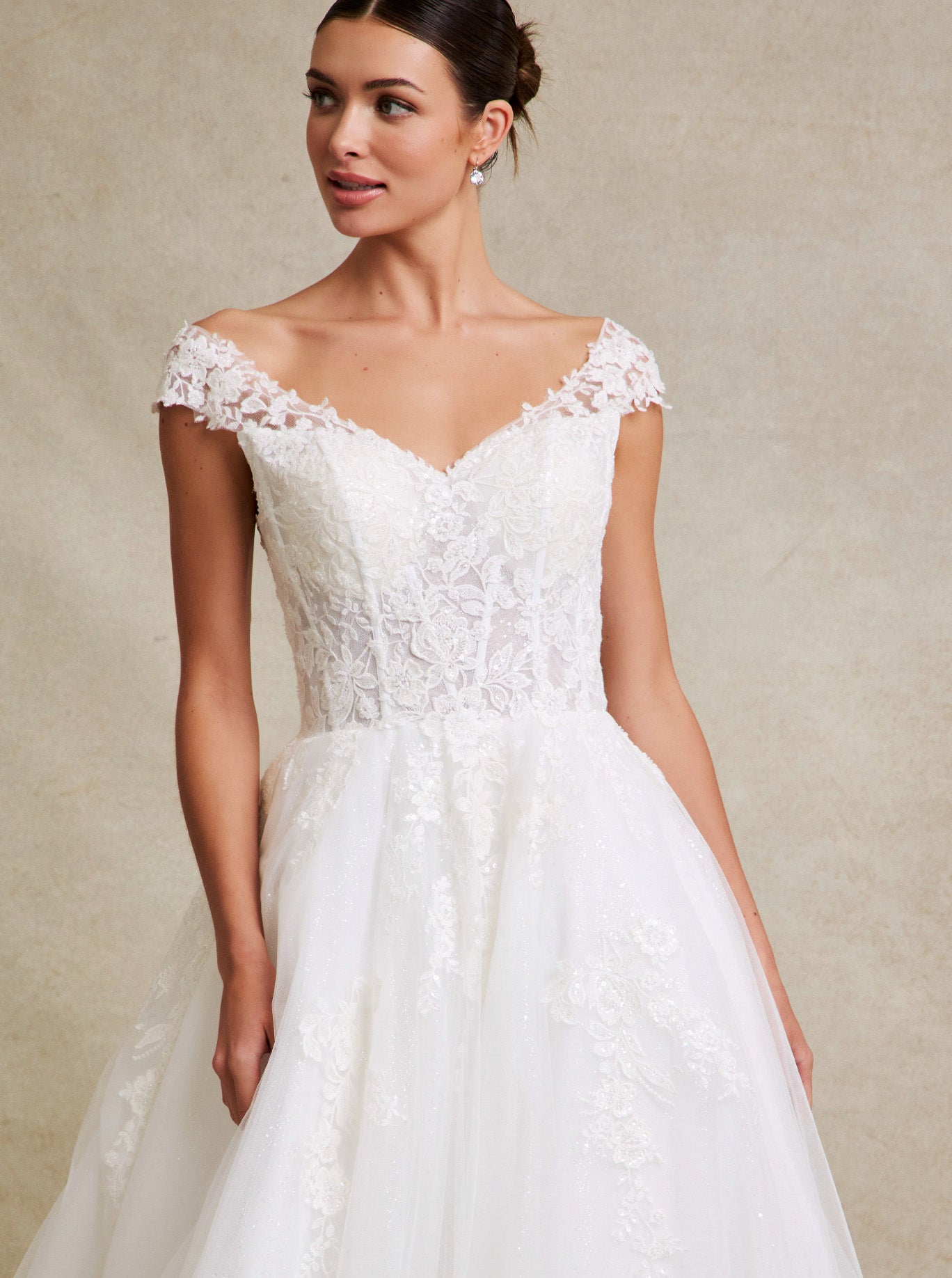 Vestido de Novia Corte en A de Tul con Brillo y Encaje Bordado con Lentejuelas Color Off White