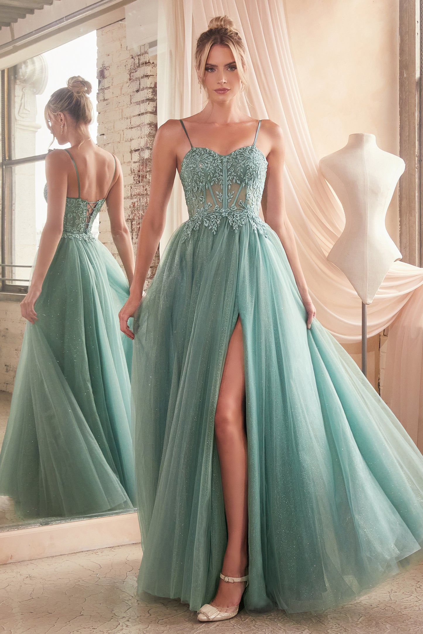 Vestido de Encaje y Ttul a Capas. (Varios Colores)