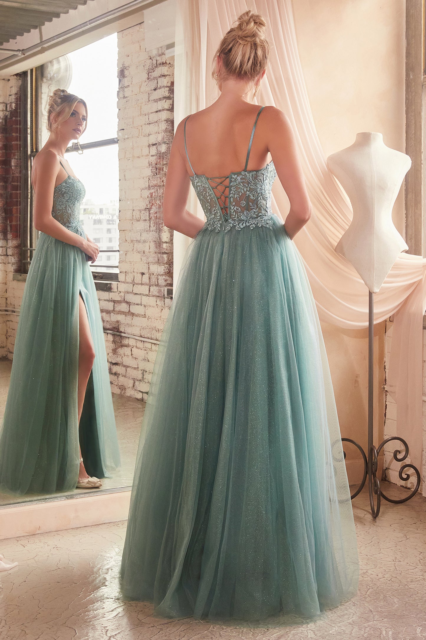 Vestido de Encaje y Ttul a Capas. (Varios Colores)