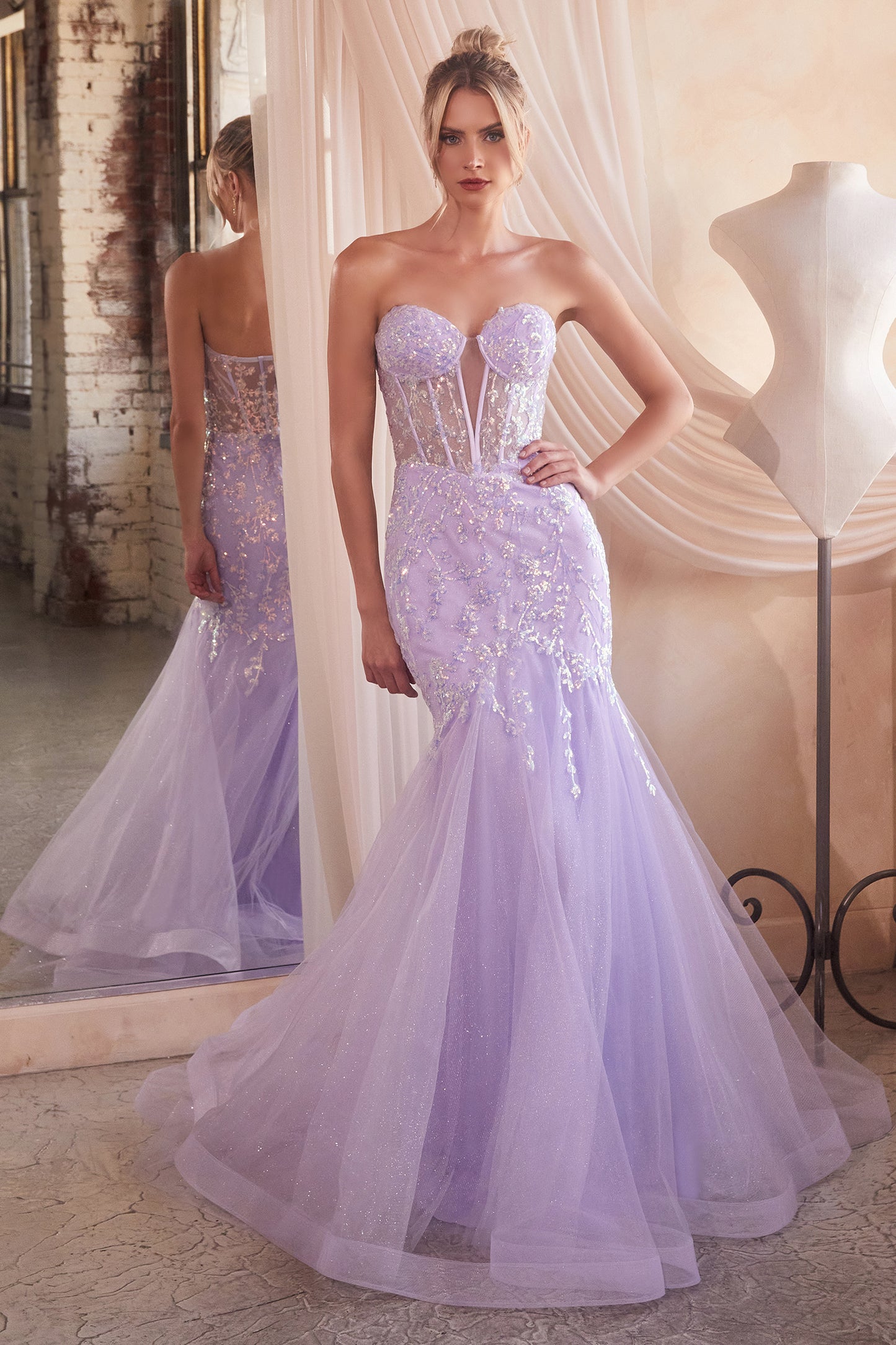 Vestido de Sirena Decorado Sin Tirantes (varios colores)