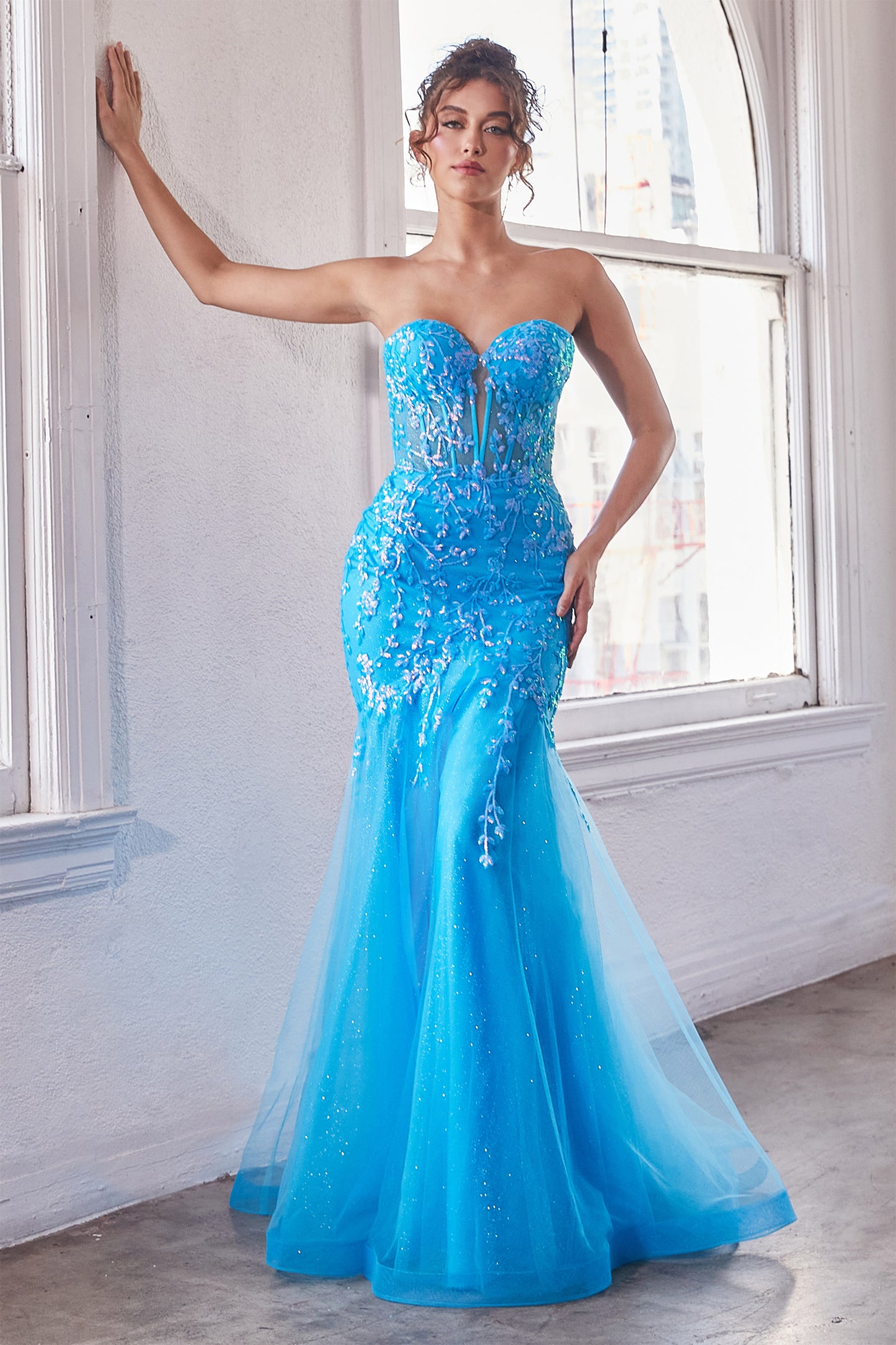 Vestido de Sirena Decorado Sin Tirantes (varios colores)