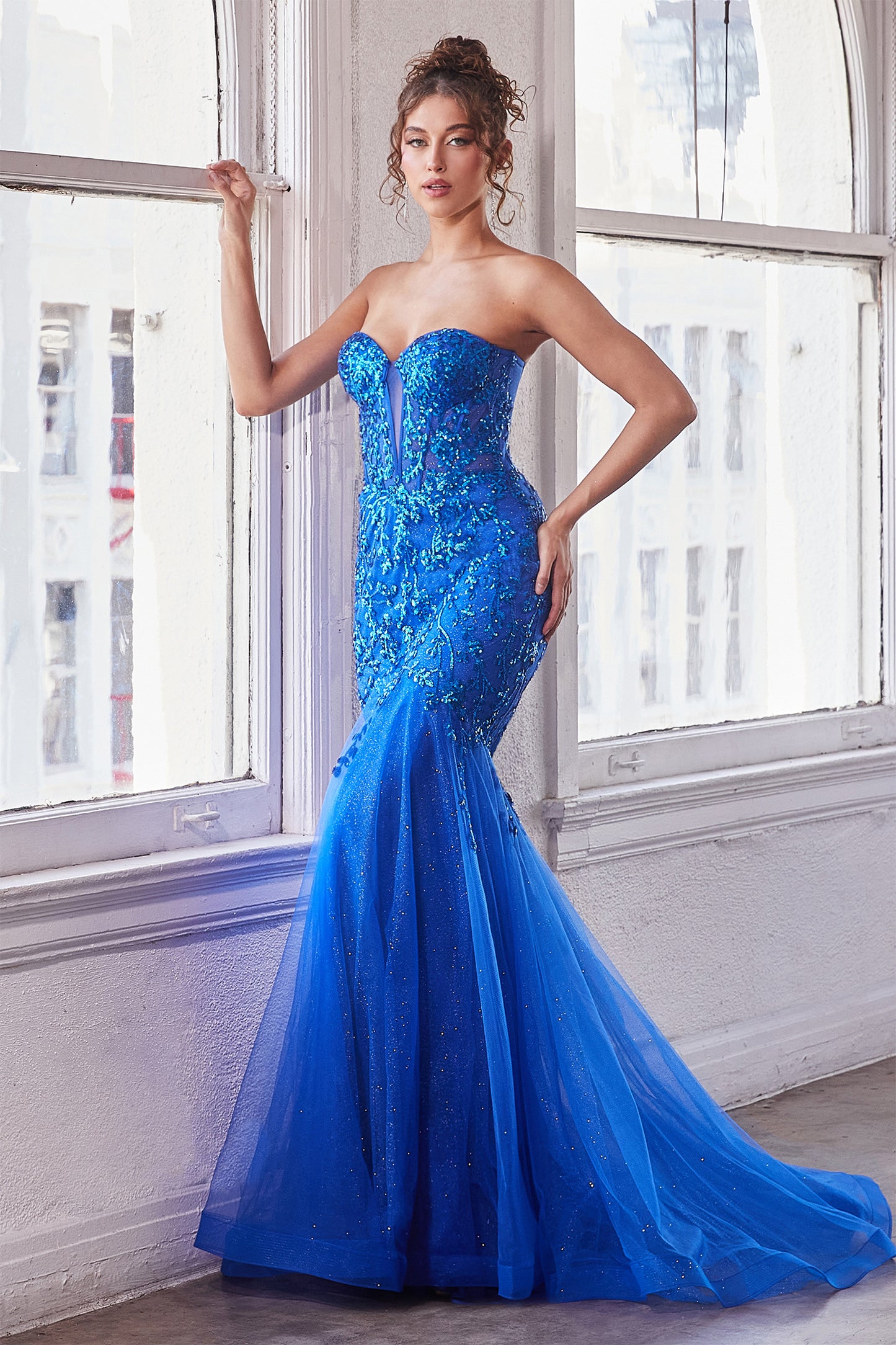 Vestido de Sirena Decorado Sin Tirantes (varios colores)