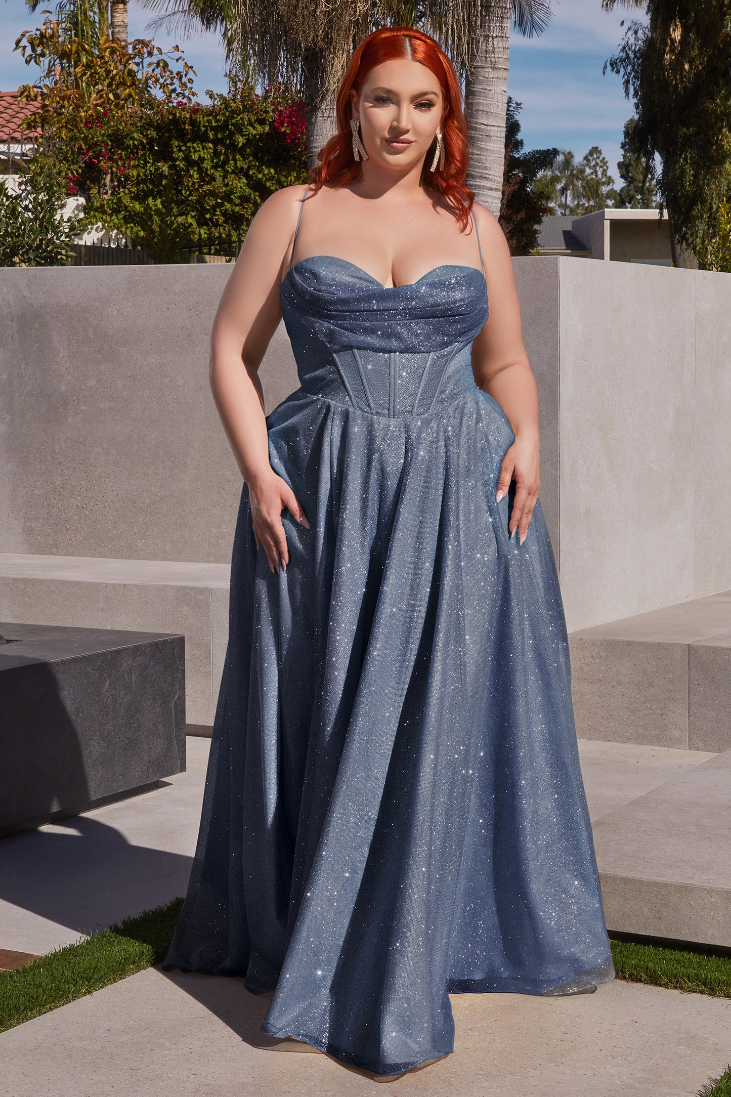 Vestido en A-LINE Con Brillo. (Curvy)