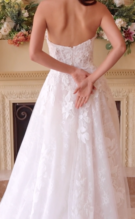 Vestido de Novia con Encaje.