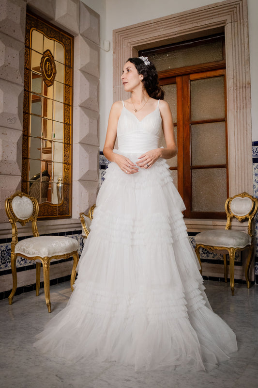 Vesido de Tul con pliegues.