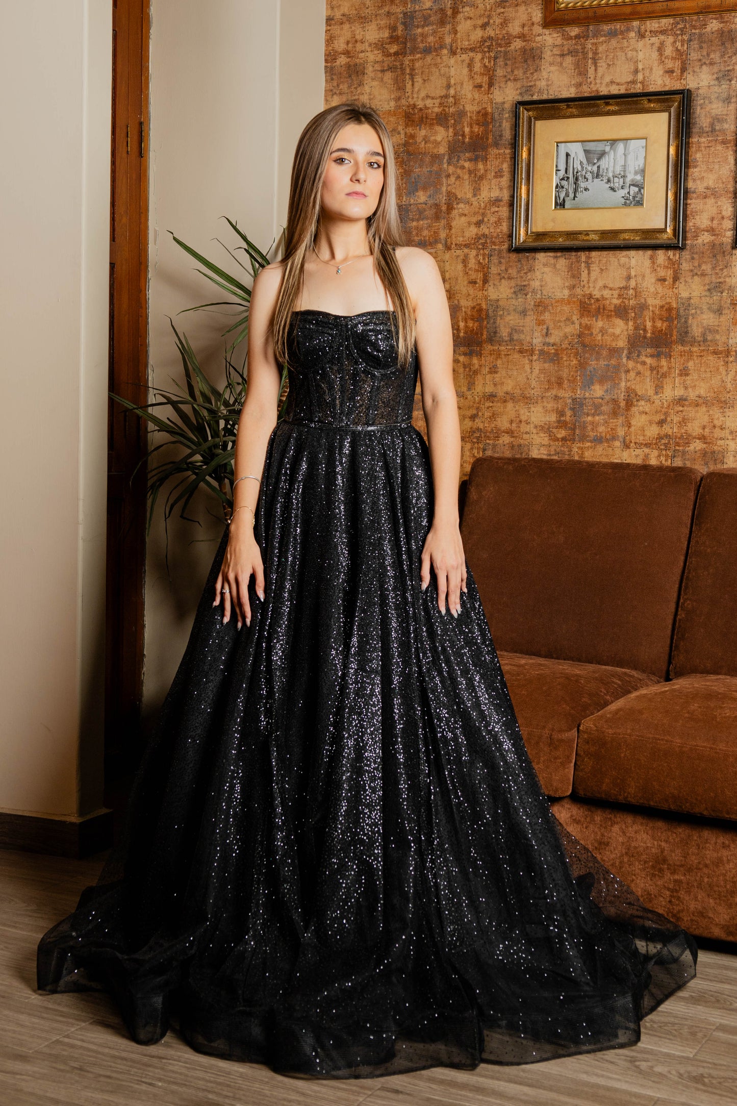 Vestido con Corsé, tirantes y Glitter color Black