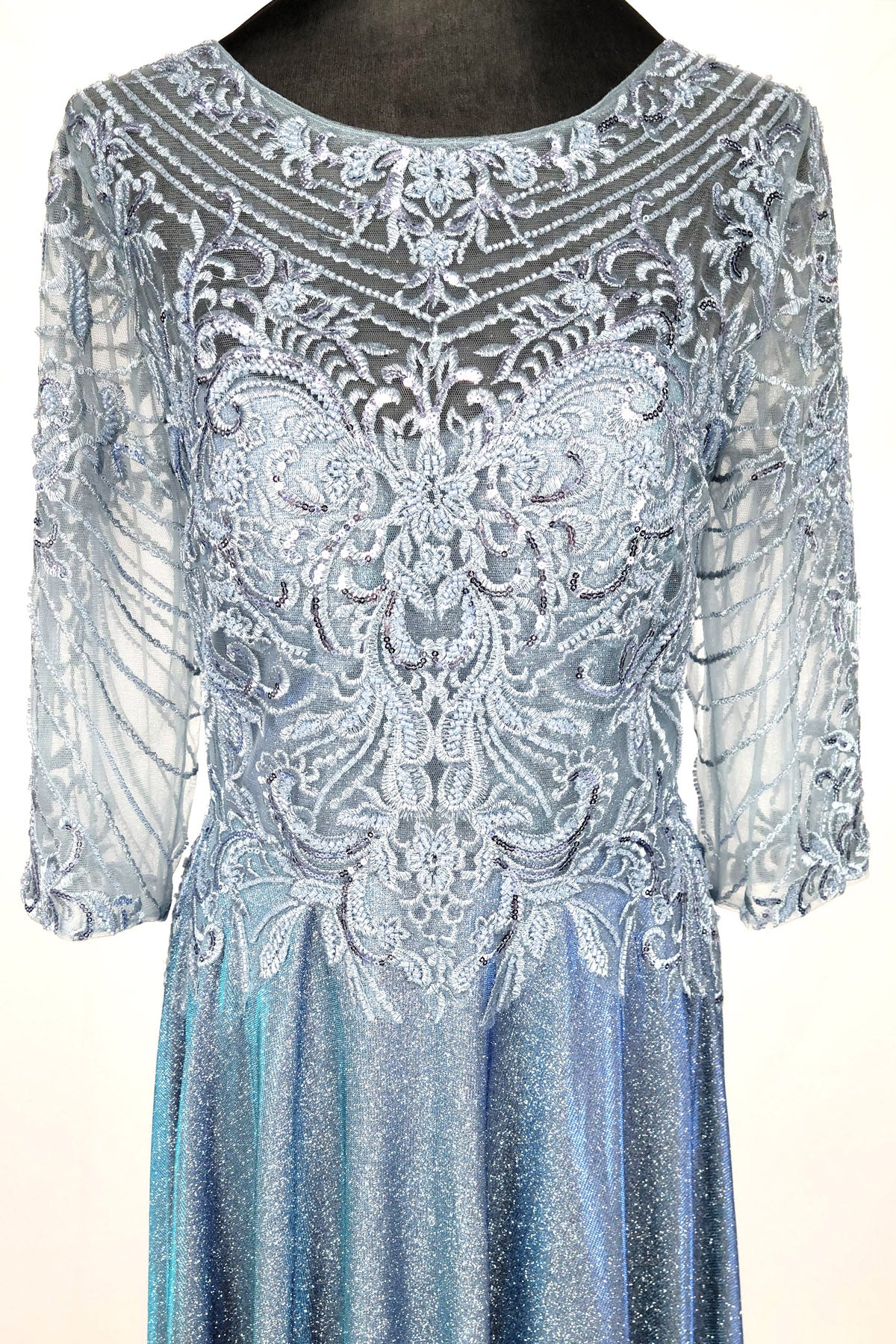 Vestido Largo con Bordado Ornamental con Lentejuelas y Mangas 3/4 (Varios Colores)