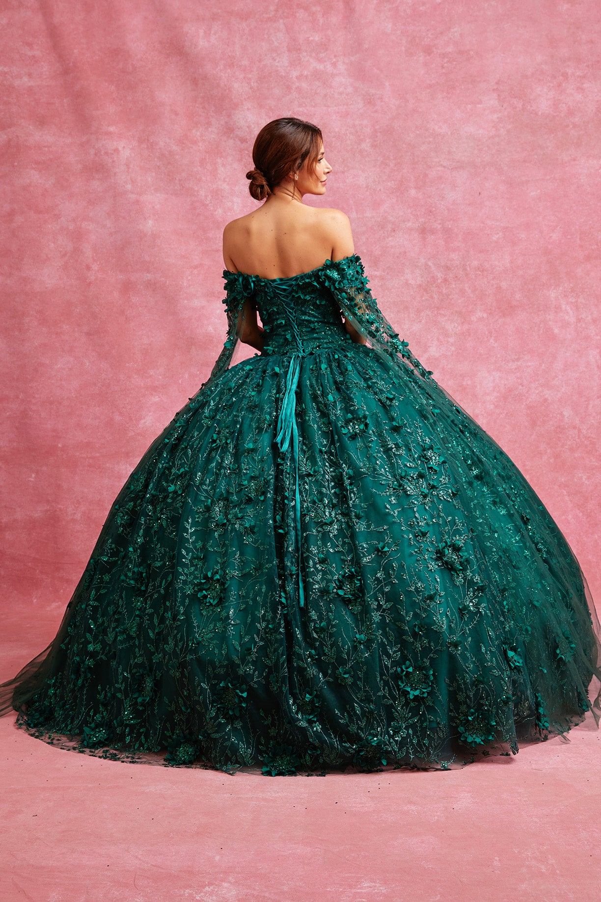 Vestido de Fiesta Manca Larga al Hombro Bordado con Flores, Cuentas y Lentejuelas (Varios Colores)