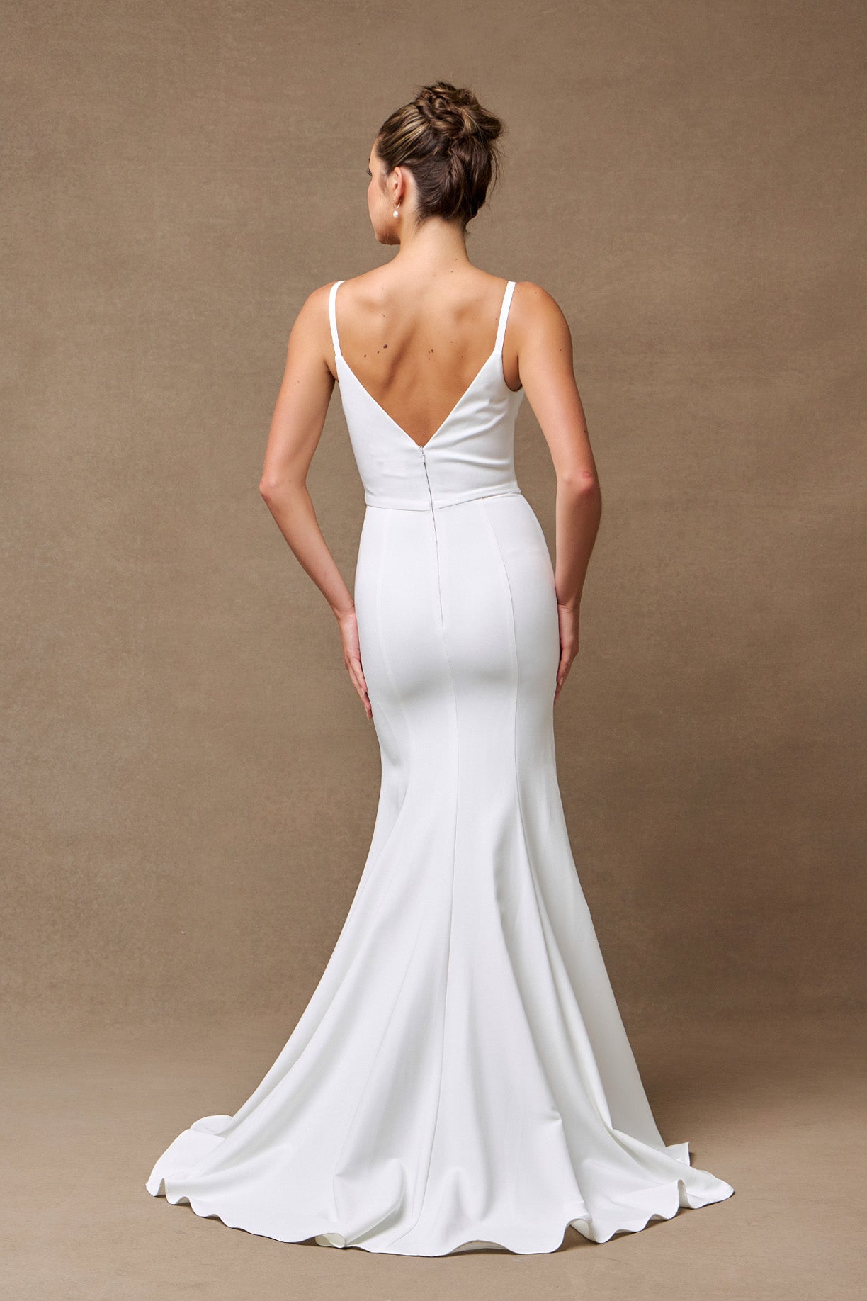 Vestido de Novia Dos Piezas Corte Sirena, Color Off White