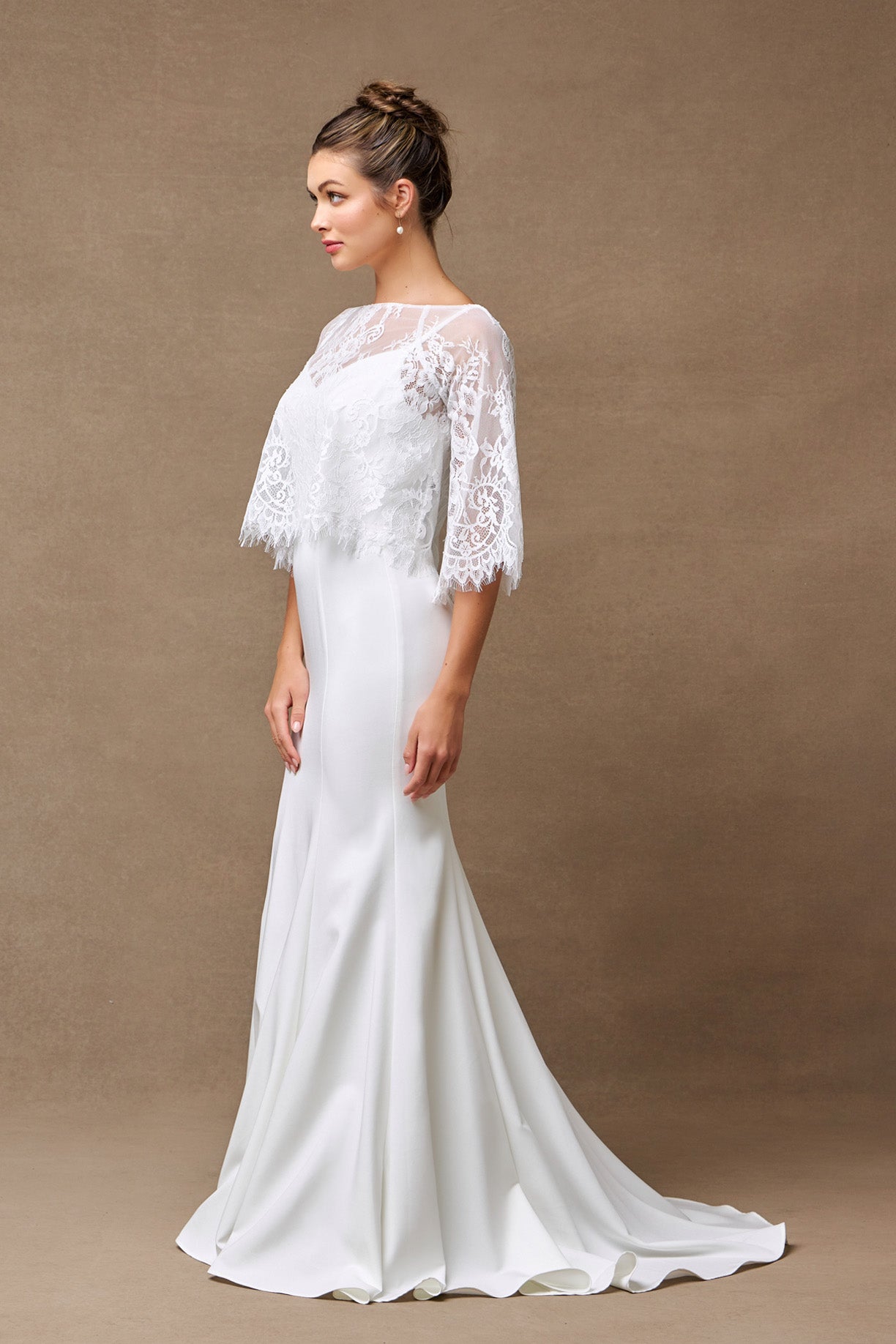 Vestido de Novia Dos Piezas Corte Sirena, Color Off White