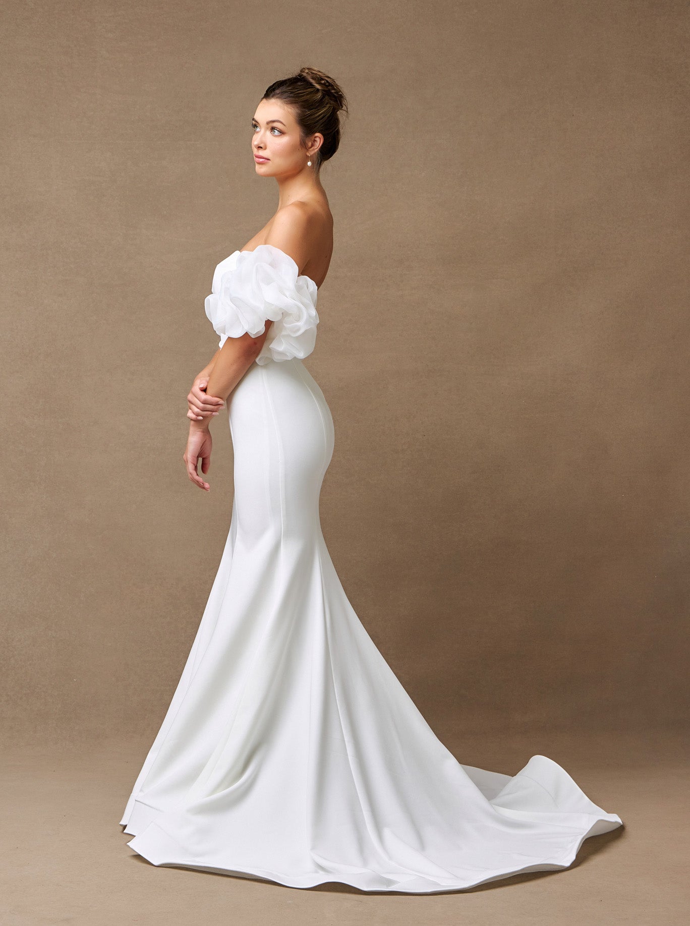 Vestido de Novia Corte Sirena Escote de Corazón con Mangas al Hombro Desmontables Color Off Whitte