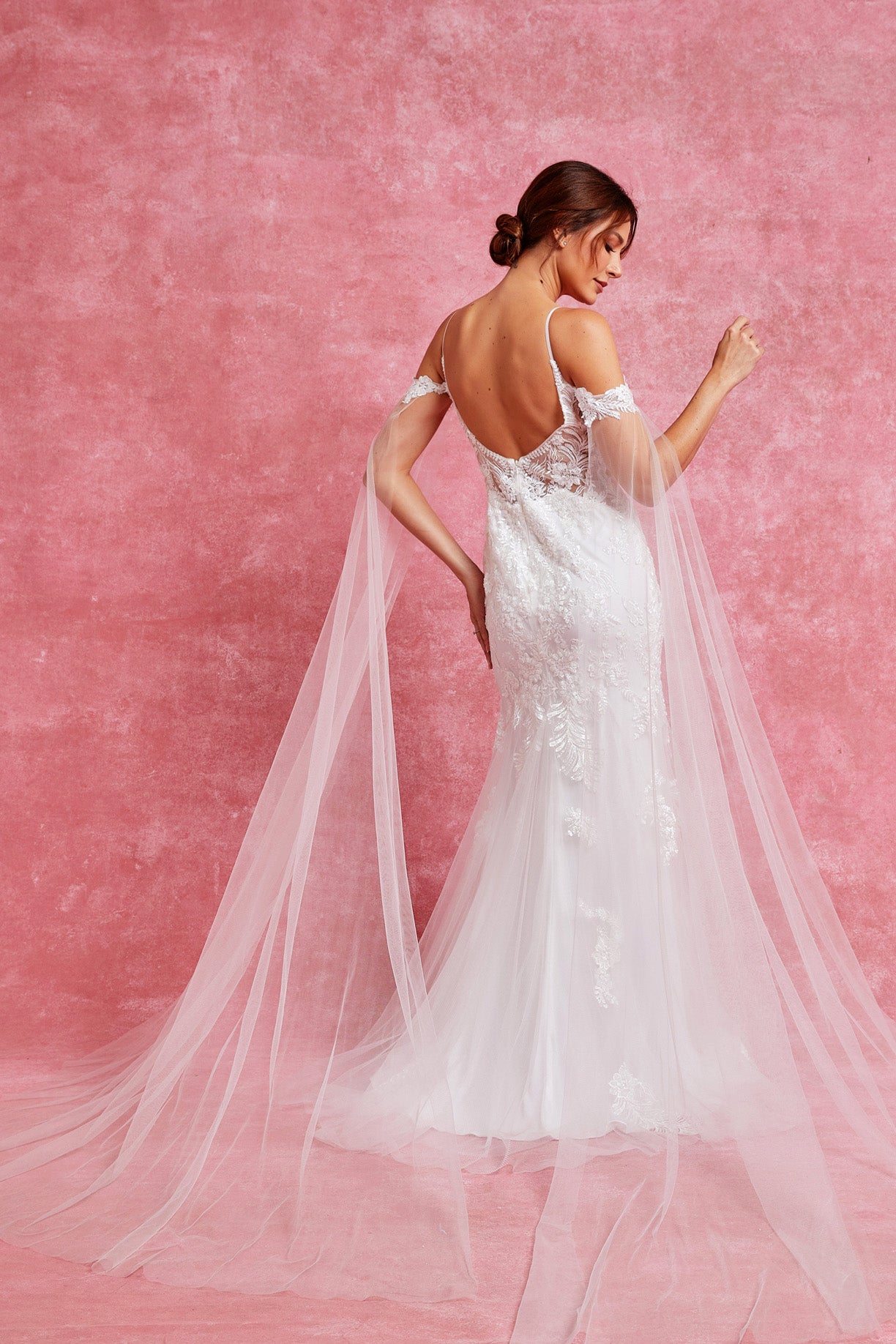 Vestido de Novia Recto de Encaje con Tirantes y Escote V