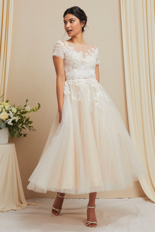 Vestido de Novia Manga Corta en Línea A