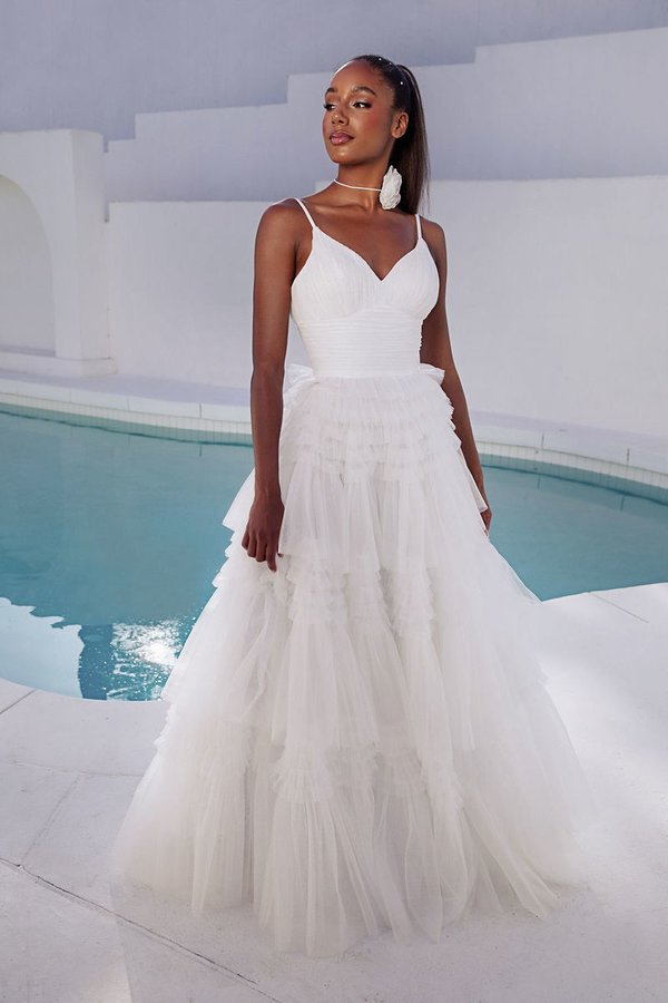 Vestido de Tul con pliegues.