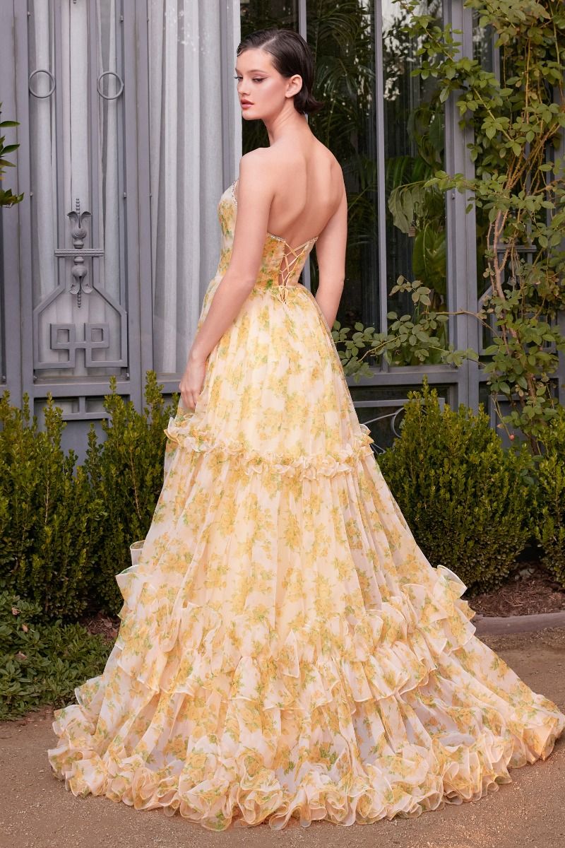 Vestido en Línea A Con Abertura y Detalles Florales Sin Tirantes Color Yellow.