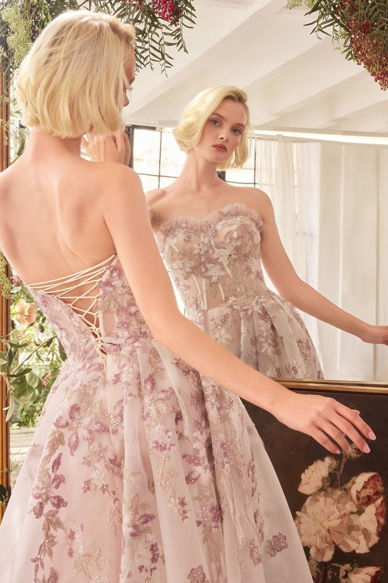 Vestido Con Corsé con Bordado Color Mauve.