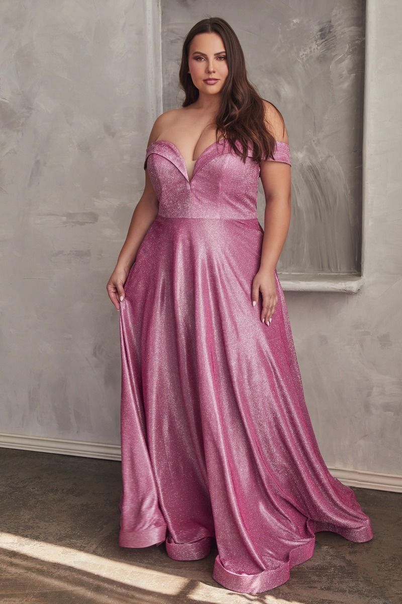 Vestido Metalizado con Hombros Descubiertos. (Curvy)