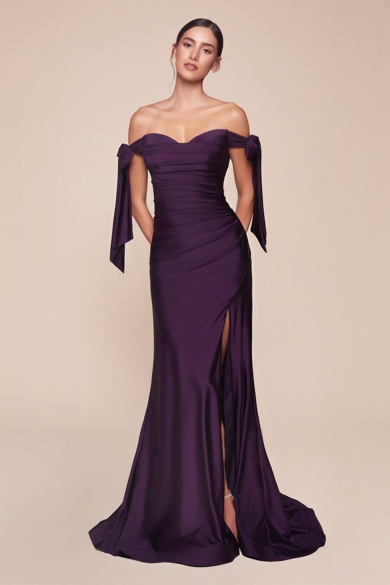 Vestido de Dama de Honor corte ajustado de tela elástica con un escote sostenido por largos lazos (Varios Colores)