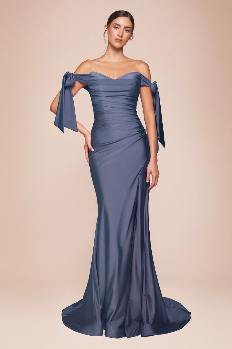 Vestido de Dama de Honor corte ajustado de tela elástica con un escote sostenido por largos lazos (Varios Colores)