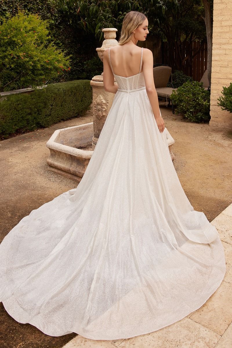 Vestido de Novia con Corse con Corte en A Brillante.