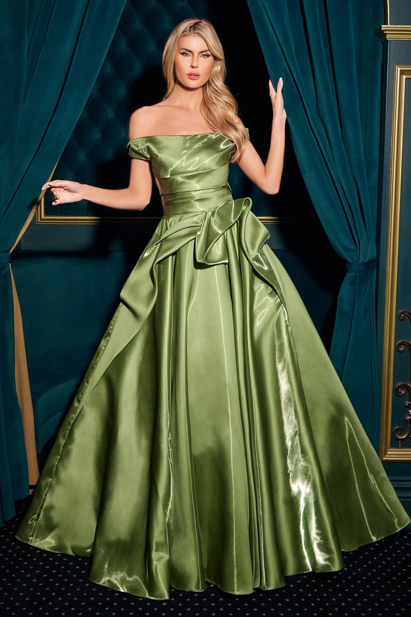Vestido con Escote con hombros descubiertos, cintura plisada estructurada y corpiño fruncido.