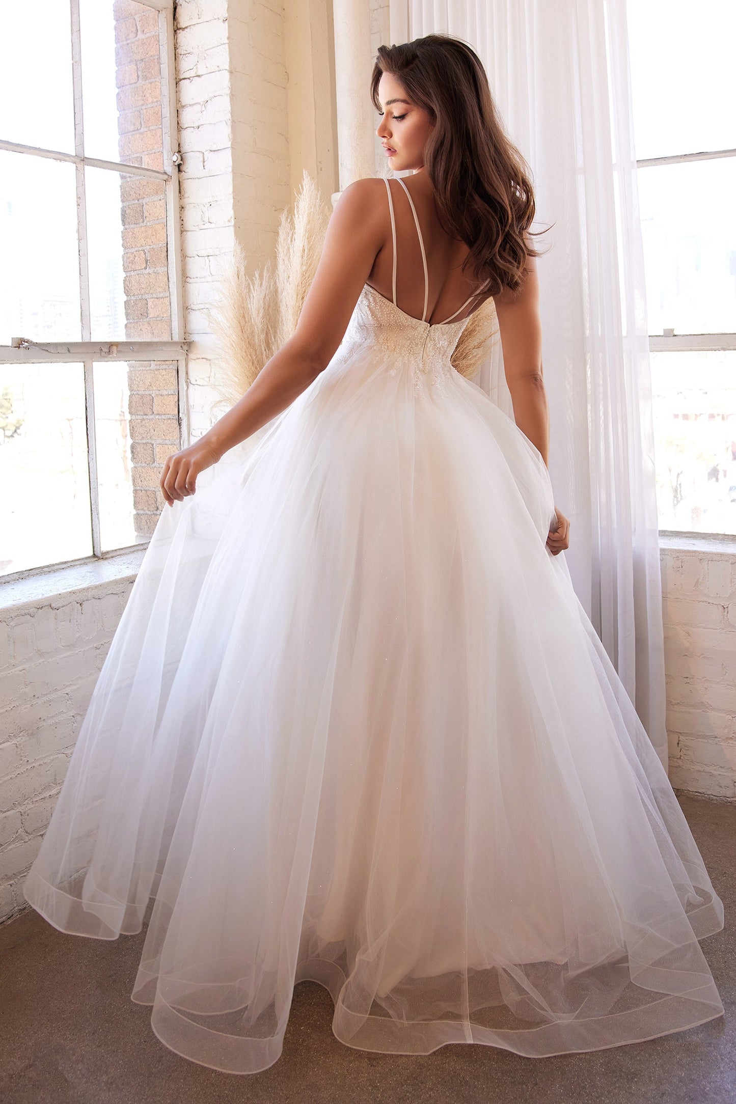 Vestido de novia de tul a capas