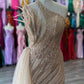 Vestido con Aplicaciones en Cuentascon Tirante Cruzado y Sobrefalda de Tul con Cauda (Varios Colores)