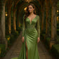 Vestido Ajustado con Mangas Largas, Cintura Lateral Fruncida con Cauda y Abertura Lateral (Varios Colores)