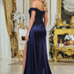 Vestido de satín con Adornos de Lentejuela en el Busto y con Abertura en la Pierna Color Navy
