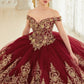 Vestido XV Años Tipo Princea a capas con decoraciones en Encaje Dorado (Varios Colores)