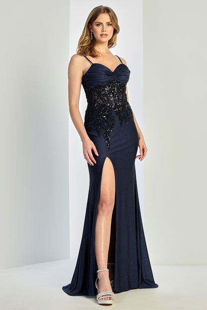 Vestido Recto con Abertura Bordado Escote de Corazón con Tirantes (Varios Colores)