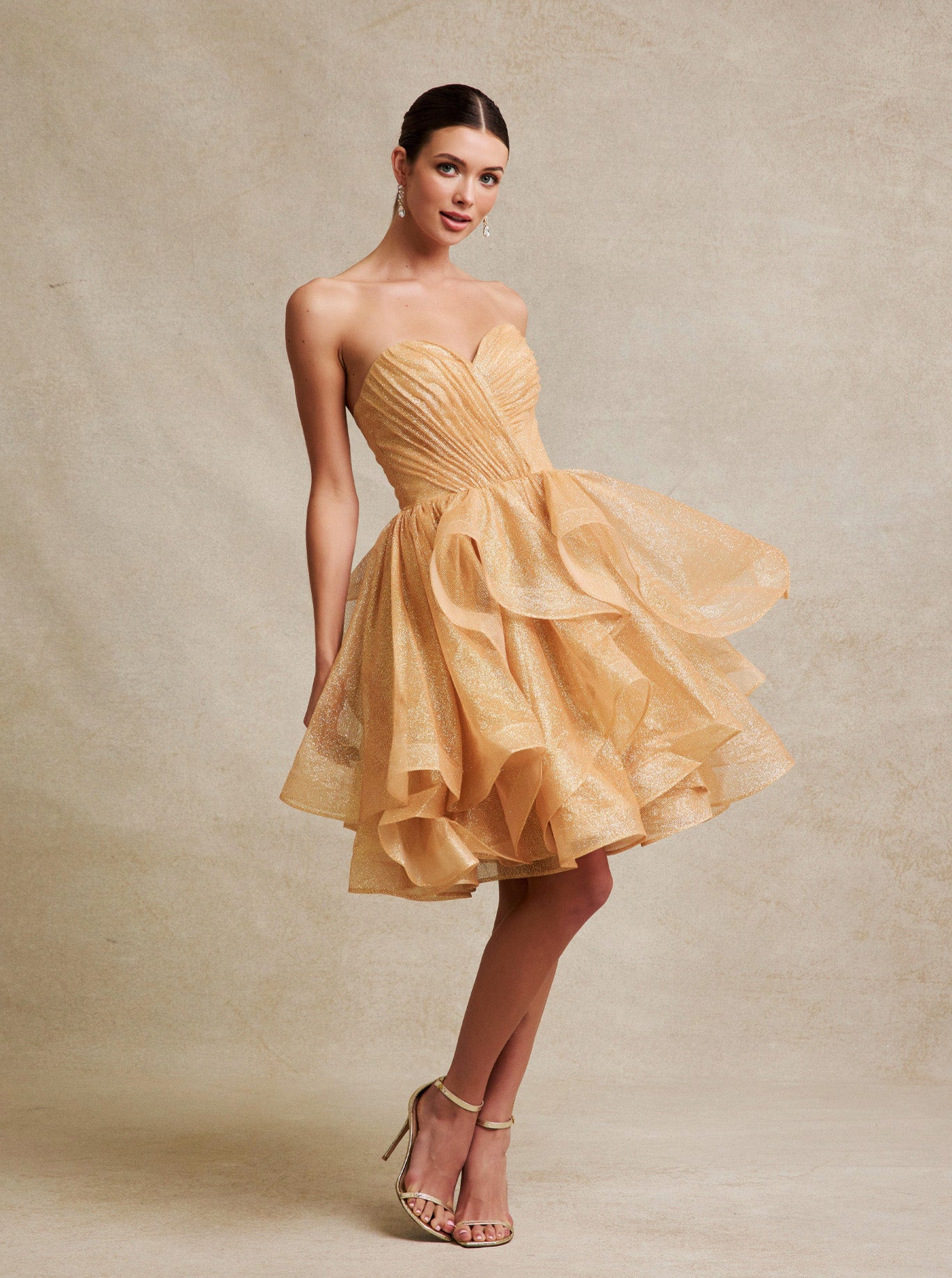 Vestido de Fiesta de Tul Brilloso con Falda Desmontable, Color Gold