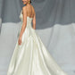 Vestido de Novia con Escote de Corazón con Detalle de Cintura con Pliegues, Color Off White