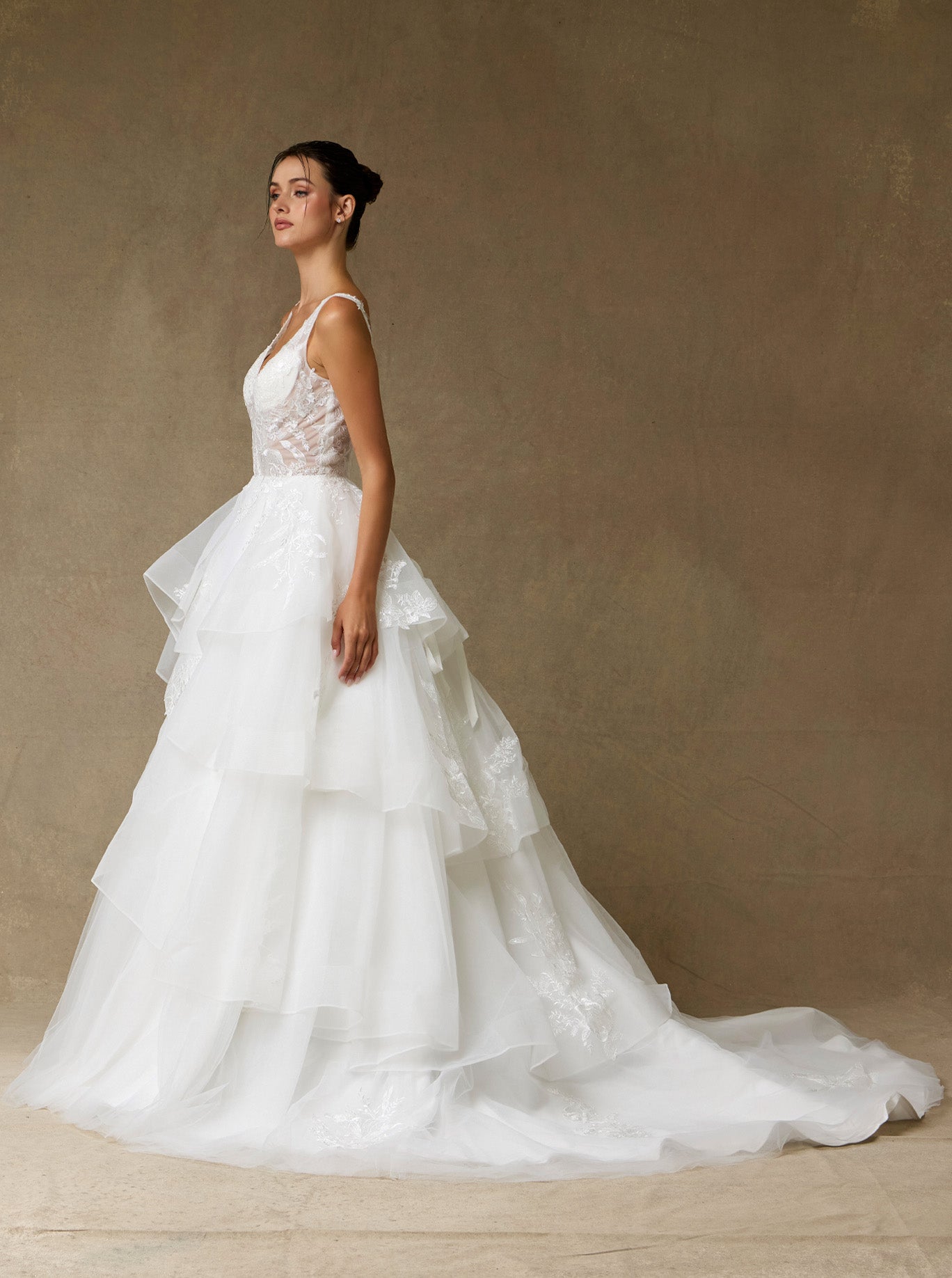 Vestido de Novia de Tul Bordado con Lentejuelas, en Corte A, con