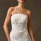 Vestido de Novia Recto de Satén con Bordados con Cauda, Color Off White