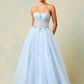 Vestido en Corte en A Sin Tirantes Escote en Forma de Corazón Color Ice Blue.