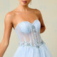 Vestido en Corte en A Sin Tirantes Escote en Forma de Corazón Color Ice Blue.
