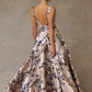 Vestido Estampado Corte en A Escote en V Color Rose Gold Navy Print